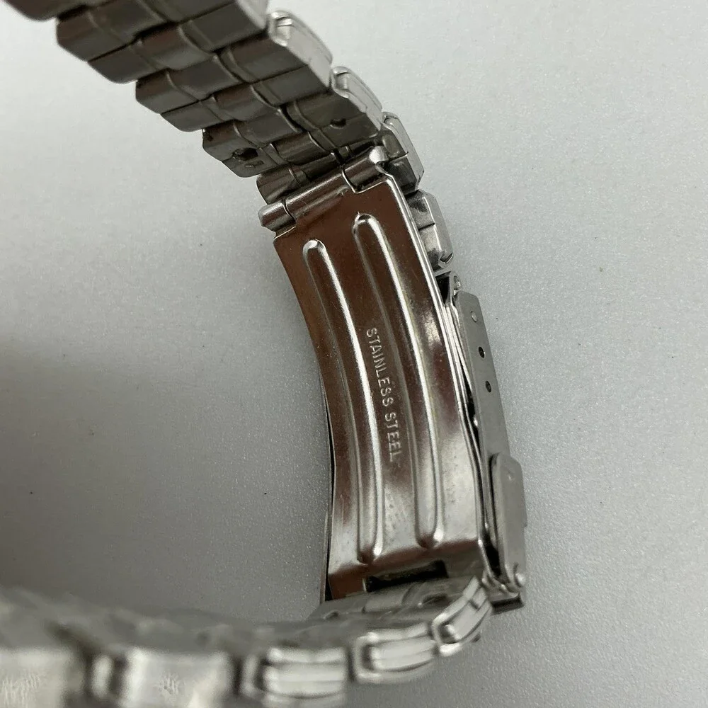 Guess Waterpro Womens Watch 28mm Blue Dial Date Stainless New Battery 6.25